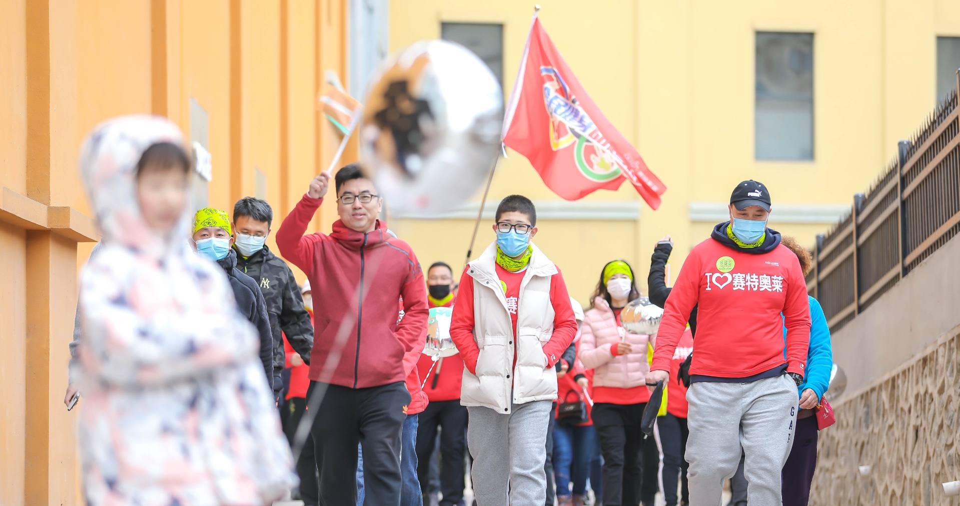 IM电竞奥莱·棋盘山小镇